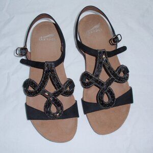 Dansko Reeta Black Beaded Sandals 39 8.5  9